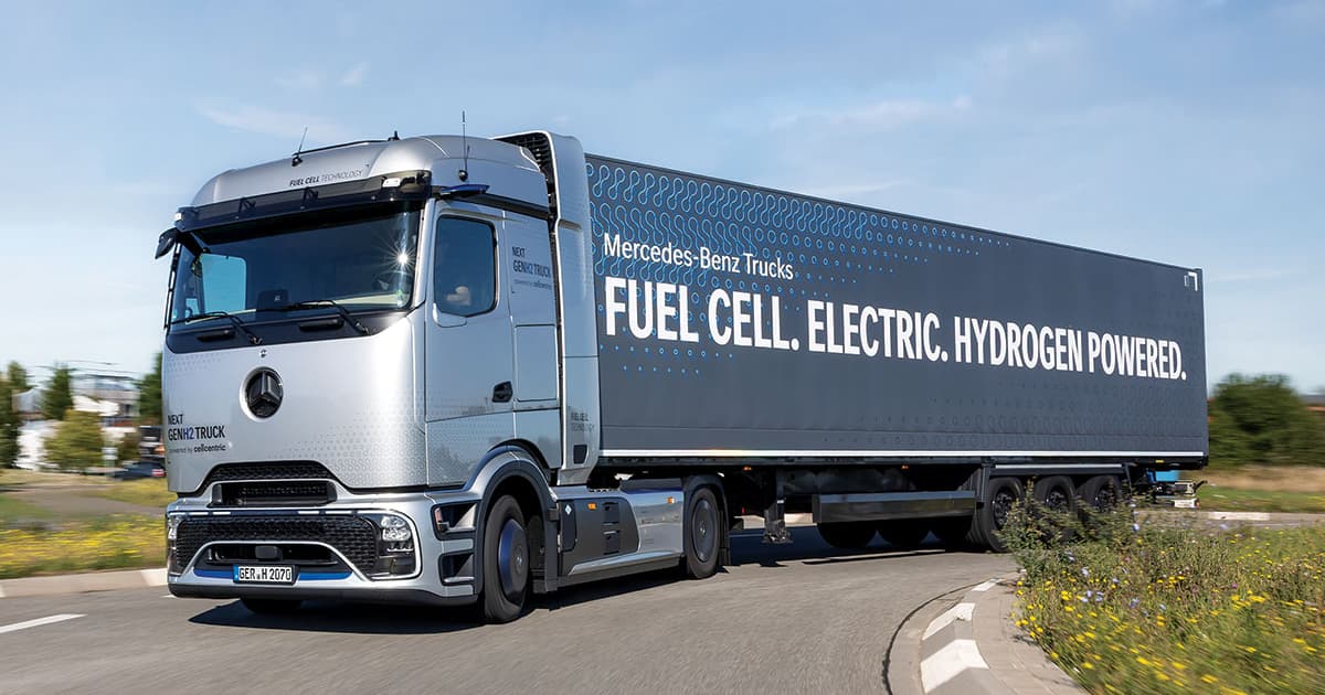 Daimler's NextGenH2 Gets First Dachser Launch