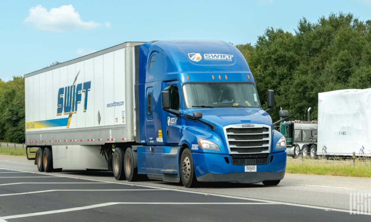 Swift, FleetForce Open CDL Training Hub in Mobile