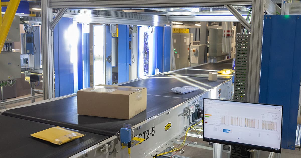 USPS Rebuilds Logistics Network as Cash Pressure Mounts