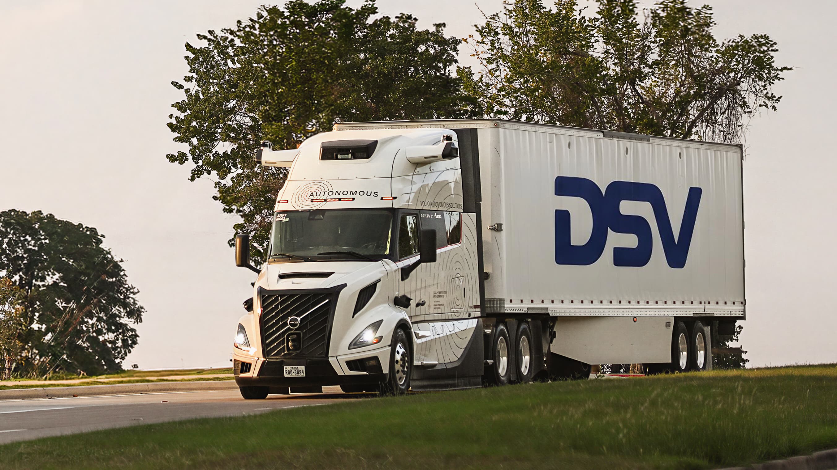 Volvo and DSV Start Autonomous Freight Runs in Texas